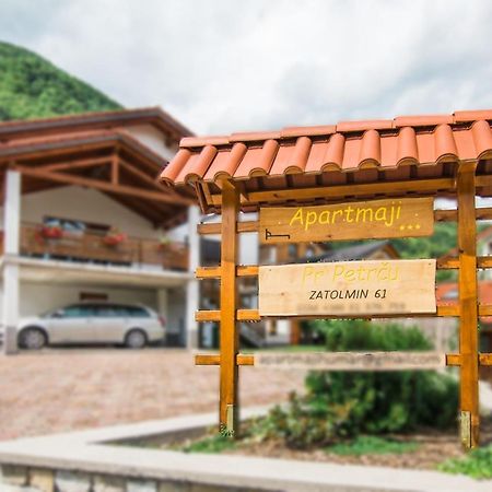 Pr' Petrcu Apartment Tolmin Bagian luar foto